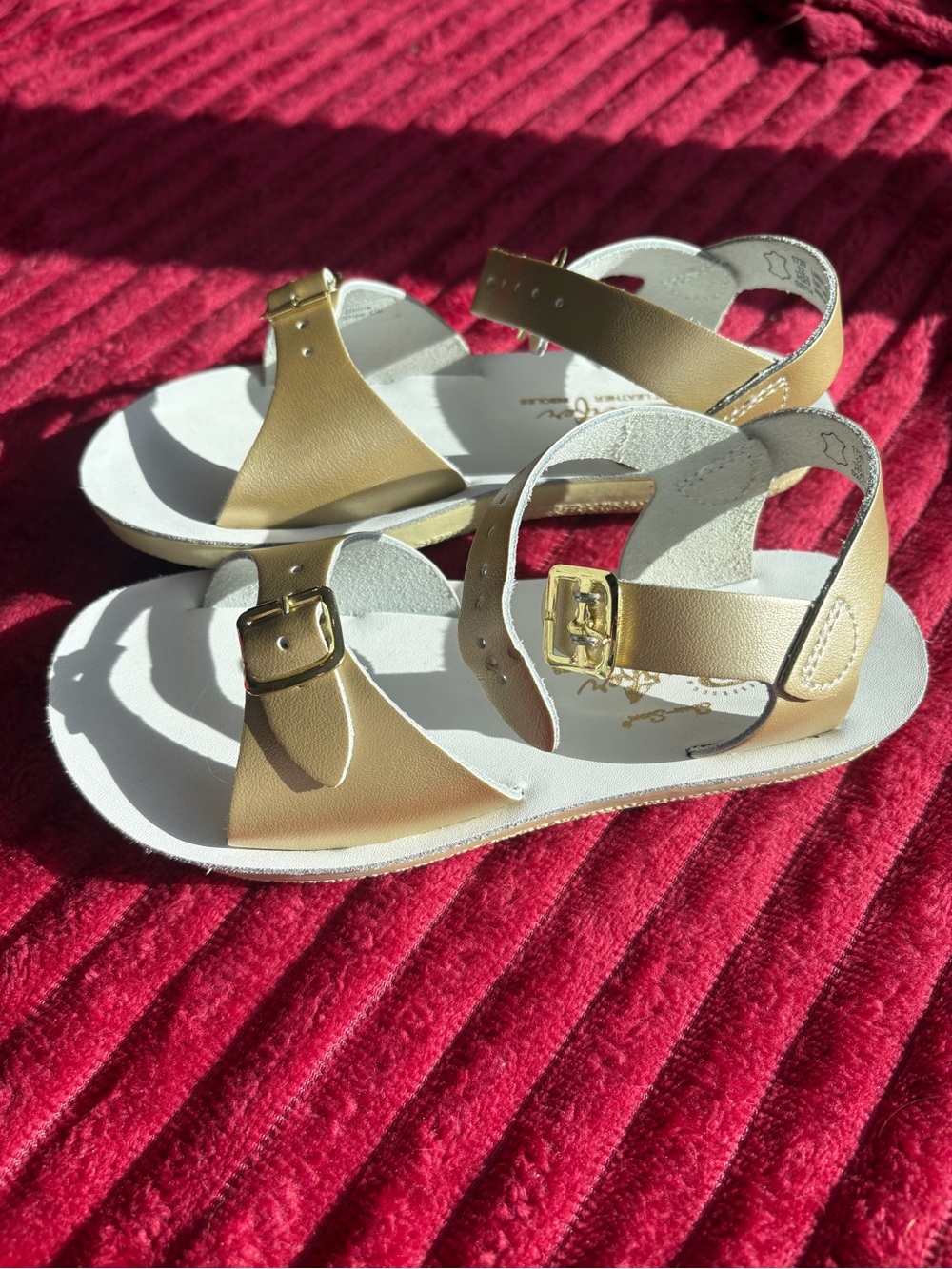 Sun San Surfer Girls Metallic Gold Buckle Strap Sandals
